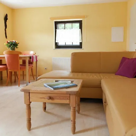 A Modern Apartment In The Hunsr Ck Region S Romantic Drohn Valley Merschbach Exterior photo