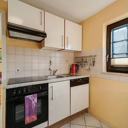 A Modern Apartment In The Hunsr Ck Region S Romantic Drohn Valley Merschbach Exterior photo